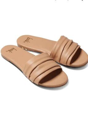 Beek Songbird tan leather slide sandals - Size 10